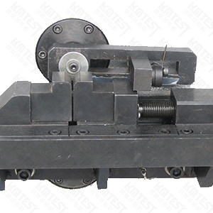 扭轉(zhuǎn)試驗機